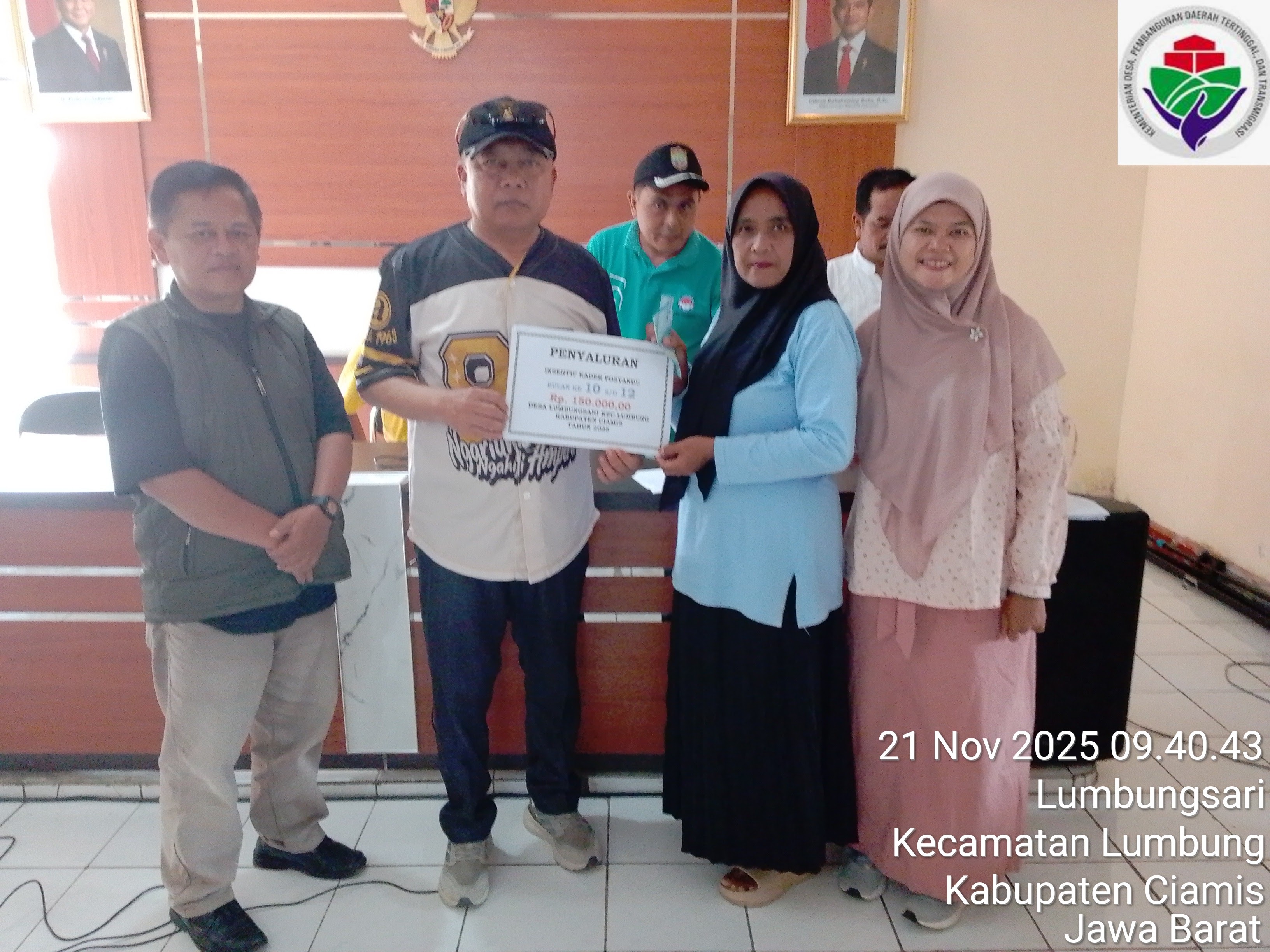 Desa Lumbungsari Gelar Pembina...